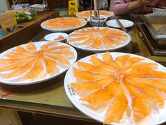 虹鳟鱼片-沱江鱼府(丽江店)