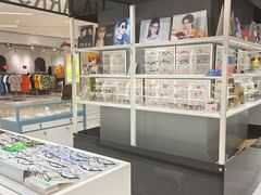-沫芮眼镜·蔡司·依视路·尼康明月(环创店)