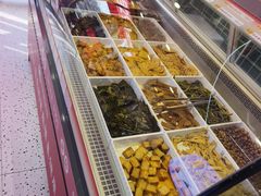 -向妈妈鲜卤(南湖金地店)