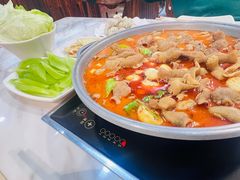 -彭记铁锅肥肠(东四总店)