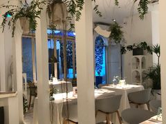 -春树下·树屋花房西餐厅(罍街AS1980店)