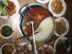 -蒙肥羊·酸汤潮牛·鲜牛肉火锅烤肉自助(岗顶店)