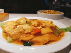 闫府第一福-闫府私房菜·百年鲁菜(恒隆店)