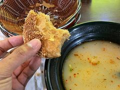 -万红路羊汤烧饼店(将台路店)