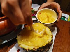 版纳菠萝饭-老滇山寨•云南特色菜•地方菜•民族风情歌舞表演(金碧店)