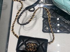 -CHANEL(恒隆广场店)