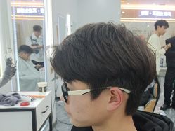 点击看大图 -藤野造型烫染·漂发