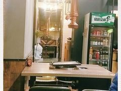 大堂-香猪坊韩国烤肉专属门店(魏公村店)