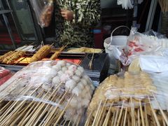 -小魏哥果仁烤面筋