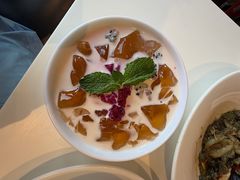 -巷子宽·酸菜鱼(迪士尼小镇店)