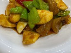 蛋白烧牛筋-江城燕子大排档(江汉路步行街店)