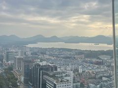 -Hi City·城市之巅