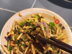 -由衷贵州酸汤牛肉火锅(新桥店)