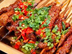 -何师烧烤Pro ·小龙虾·江湖川菜·精酿啤酒(太古里旗舰店)