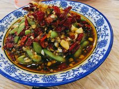 -江城燕子大排档(江汉路步行街店)