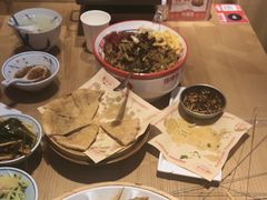 铁桥肉饼-怪噜范·老贵阳街头名小吃(数博万达店)