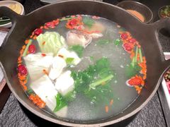 -三出山火锅(南京万象天地店)
