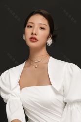 -雨墨婚纱摄影工作室
