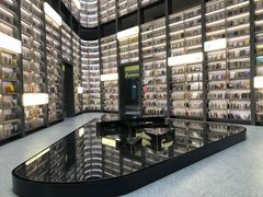 -上海虹桥中心爱琴海亚朵S酒店