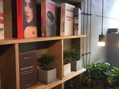 -HIGH FIVE哈福手工汉堡(桂林路店)