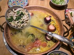 -洱火云南酸菜牛肉火锅(石景山当代商城店)