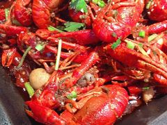 -沪小二炭火蛙锅(淮海中路美食不夜城店)