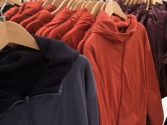 -优衣库(威海威高购物中心店)