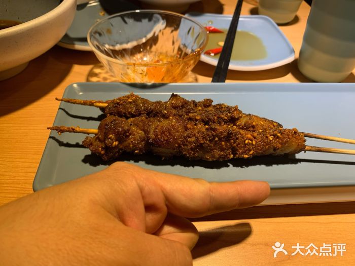 肠王卤煮(西单食宝街店)肠王电烤羊腿串图片