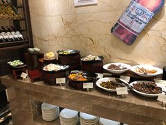 自助取餐区-南湖名都·景湖轩全日制餐厅·海鲜自助·东南亚风味·临湖而食