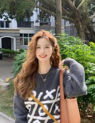 -妃格美发沙龙·烫发·染发