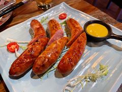 -SISTERS BAR RESTAURANT川意酒馆(嘉善老市H楼店)