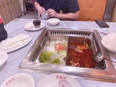 鸳鸯锅底-台北吴记老锅底麻辣火锅(蓝村路店)