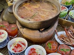 -聚汇三少·龙虾·中餐厅(莫邪路新天地店)
