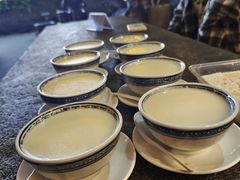 -周大娘牛乳(旧寨古村总店)