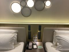 -桔子酒店(深圳东门湖贝地铁站店)