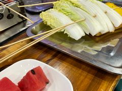 -哈尔滨小酒馆·鲜肉现穿自助烧烤(康新花园店)