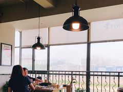 大堂-李子坝梁山鸡(李子坝大鸡哥店)