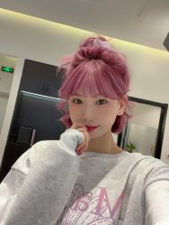 -BULB STUDIO 巴柏明星发型工作室