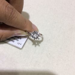 点击看大图 iphone_upload_pic-威德钻石-克拉钻大本营(南京东路店)