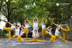 -亚太瑜伽普拉提学院