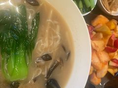 -漆黑觉米粉(三里屯店)