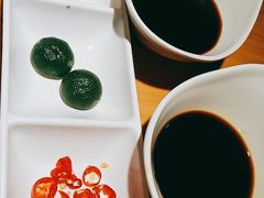 -洪氏嗨捞·广东猪肚鸡·椰子鸡火锅(西咸万象城店)