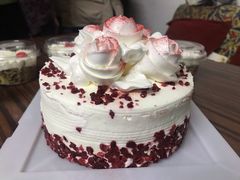 -红宝石·鲜奶小方·海派西点房(万航店)