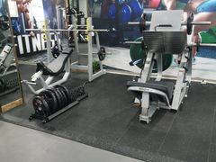 -耀恒健身(南浦地铁店)