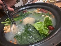 -濠轩阁特色生蚝火锅(水湾路店)