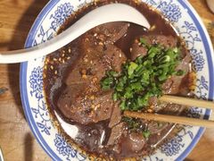 -杨三孃跷脚牛肉(西外棕榈岛店)