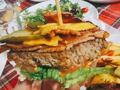 烧烤腌肉芝士汉堡-祖母的厨房美式西餐厅(北京坊店)