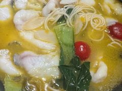-十面欢腾·海鲜面·台式Bistro(长乐路店)