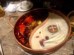 -三人行骨头王火锅(长寿店)