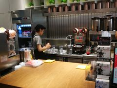 -CoCo都可(湖滨银泰店B区店)